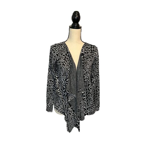 Everly Black Cardigan Geometric Pattern Medium Weight Open Front Size Small - Picture 2 of 6